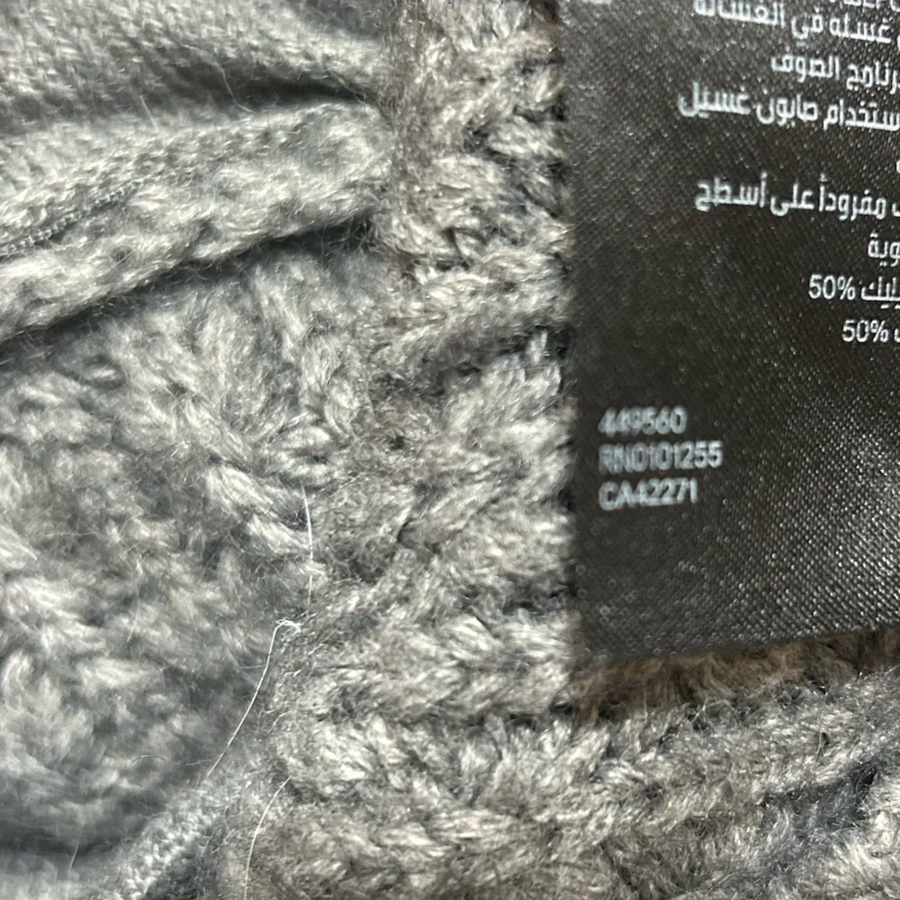 💫H&M Longsleeves Women’s Zipper-Down Wool Vest - Picture 9 of 11